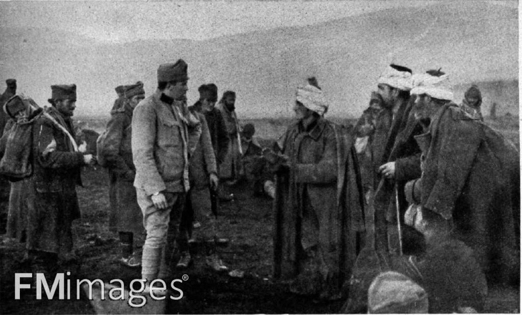 Austro-Hungarian soldiers liberate Albanian captives who were taken by the Serbian troops in Pejë, 1915.