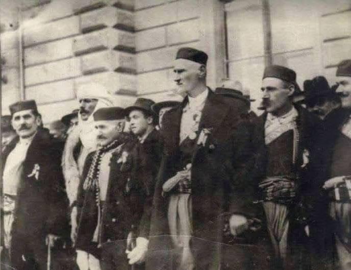 Murderer and criminal Sava Lazarević Batara (third from the left)