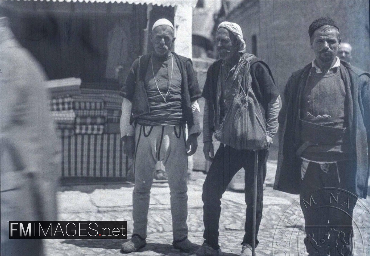 Albanians in traditional attire in the Sanxhak of Nish in 1891. Source: FM Images Albania