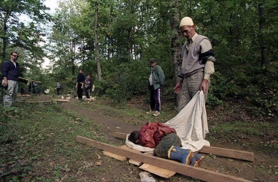 The Serbian massacre of the Albanian family of Deliu in Abri i Epërme of 1998-1999