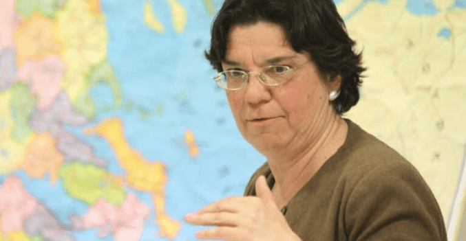 Maria Efthimiou, Professor of the University of Athens, states that Greece was inhabited by Arvanite Albanians