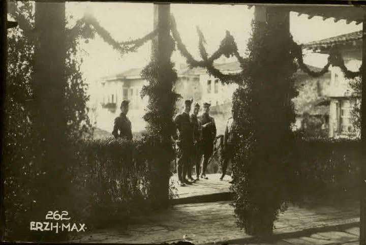 The Serbian bombardment of Peqin in 1912 and the plundering of the white Proconnesian marble lid of an illyrian&nbsp;sarcophagus