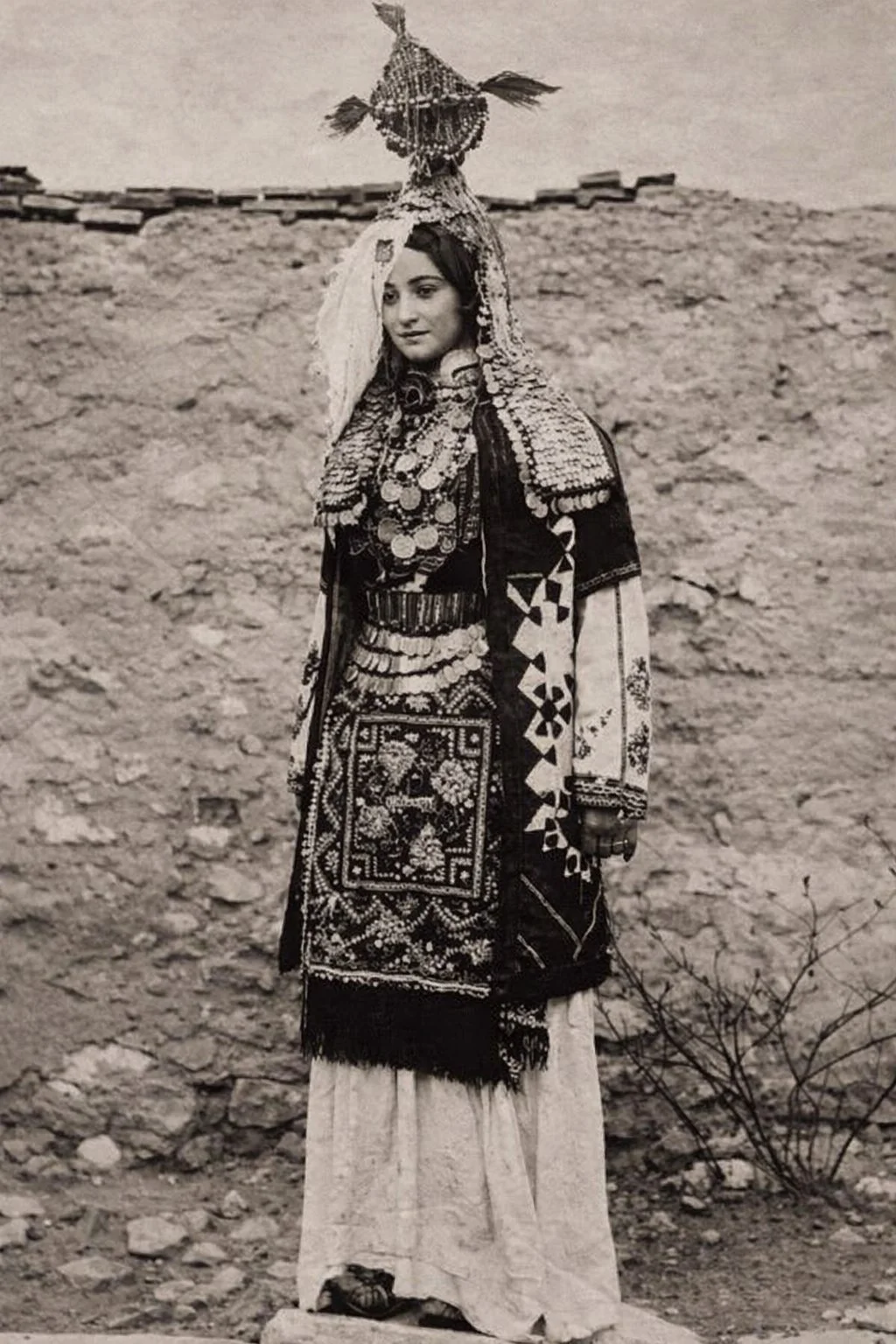 The Brirosh (or Brizani): A Pre-Slavic, Thraco-Illyrian Echo in Balkan Folk Dress