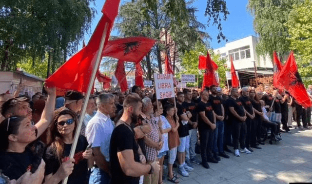 Serbia violates Human Rights for Albanians of Presheva by blocking €2 million in aid for school books