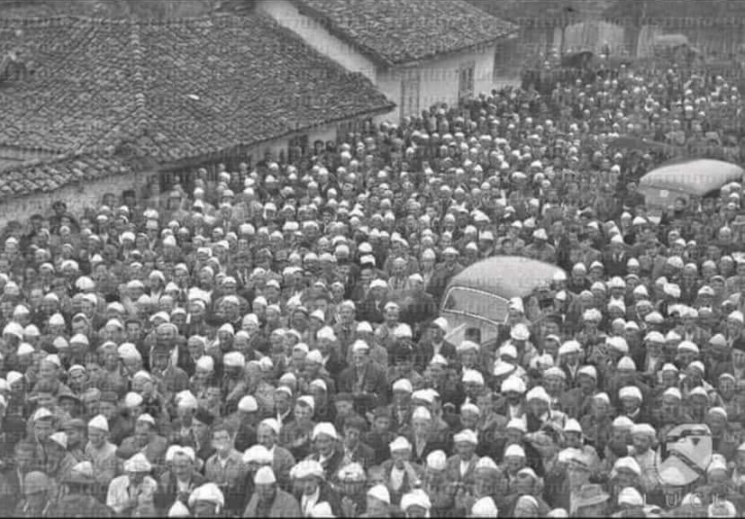 The second Albanian radio: When thousands of Albanians gathered for the inauguration of Radio Prishtina in 1942