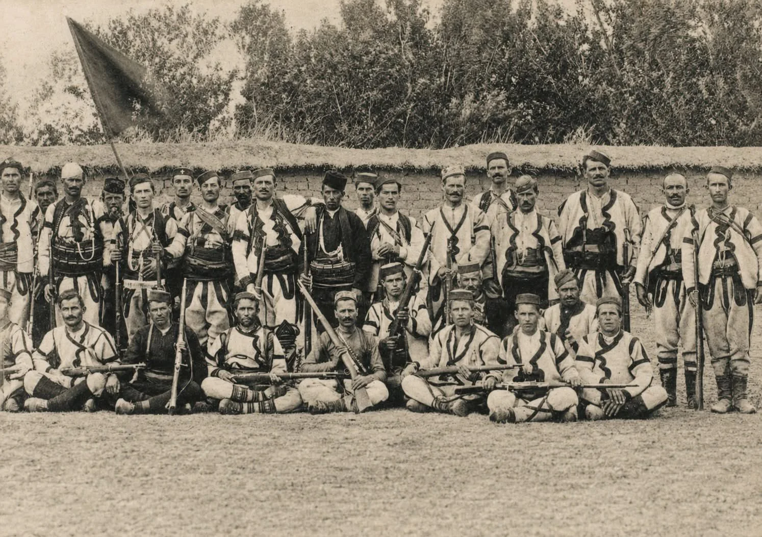 Debunking French-Serbian propaganda; Depicting Albanians as "Serbian chiefs" (Les chefs des bandes Serbes)