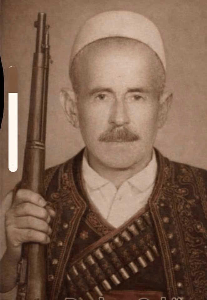How Rexhep Cakë Hasanaj in Tetova executed the Serbian war criminal Ristić Brajević in 1943 in Lower Ratish