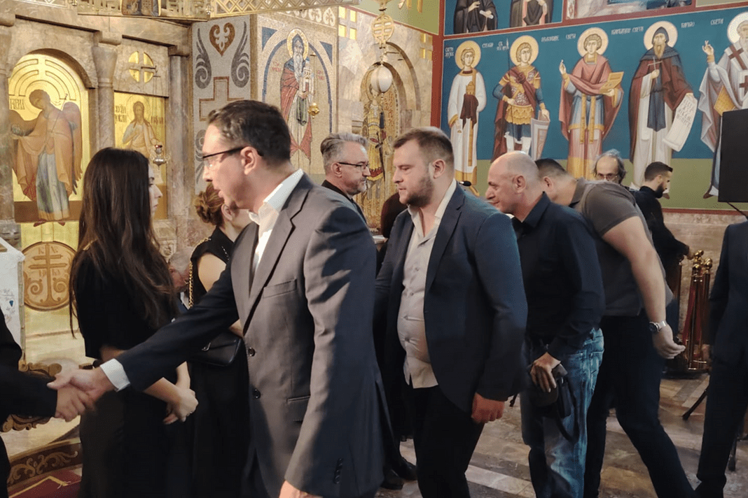 The Submissive mentality of Montenegrins who bow to Serbian extremists